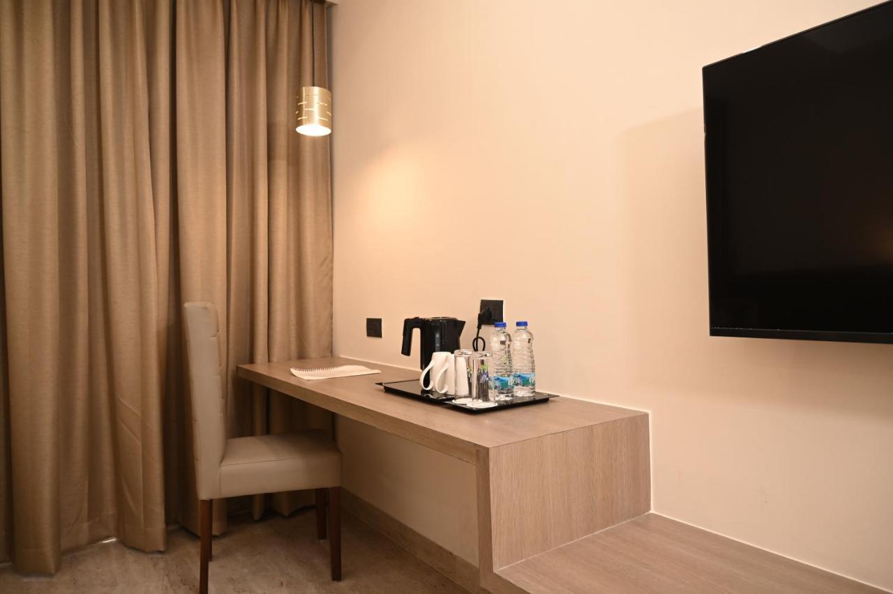 Sachika Hotels, Gauháti Kültér fotó