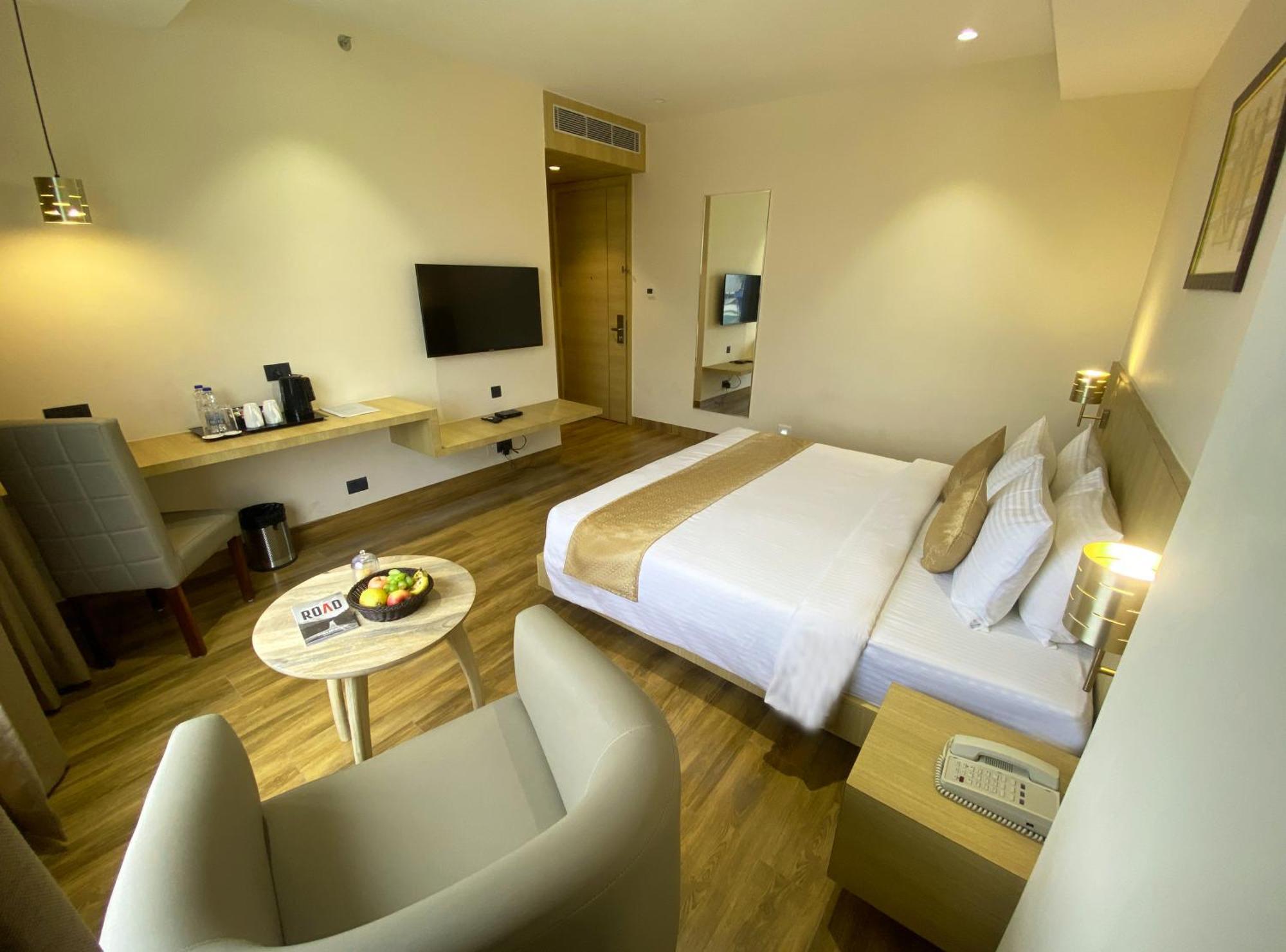 Sachika Hotels, Gauháti Kültér fotó