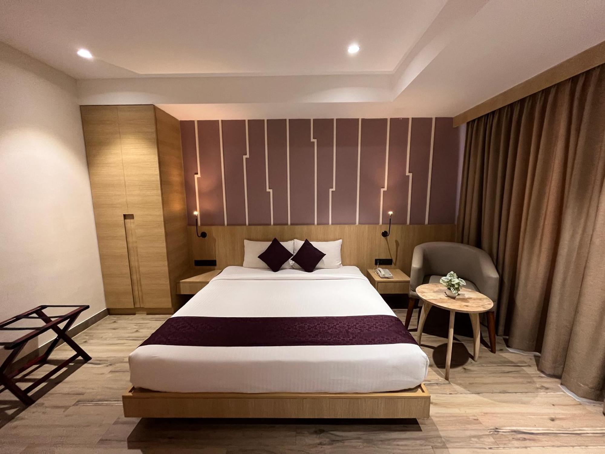 Sachika Hotels, Gauháti Kültér fotó
